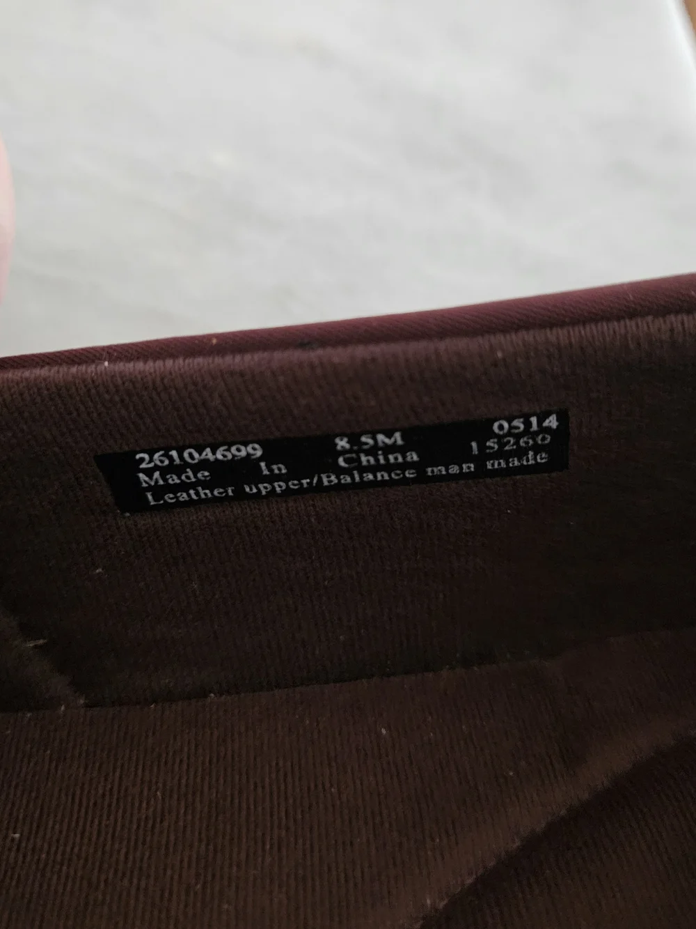 Clarks Women's Mary Jane Flats in Burgundy - Picture 9 of 12